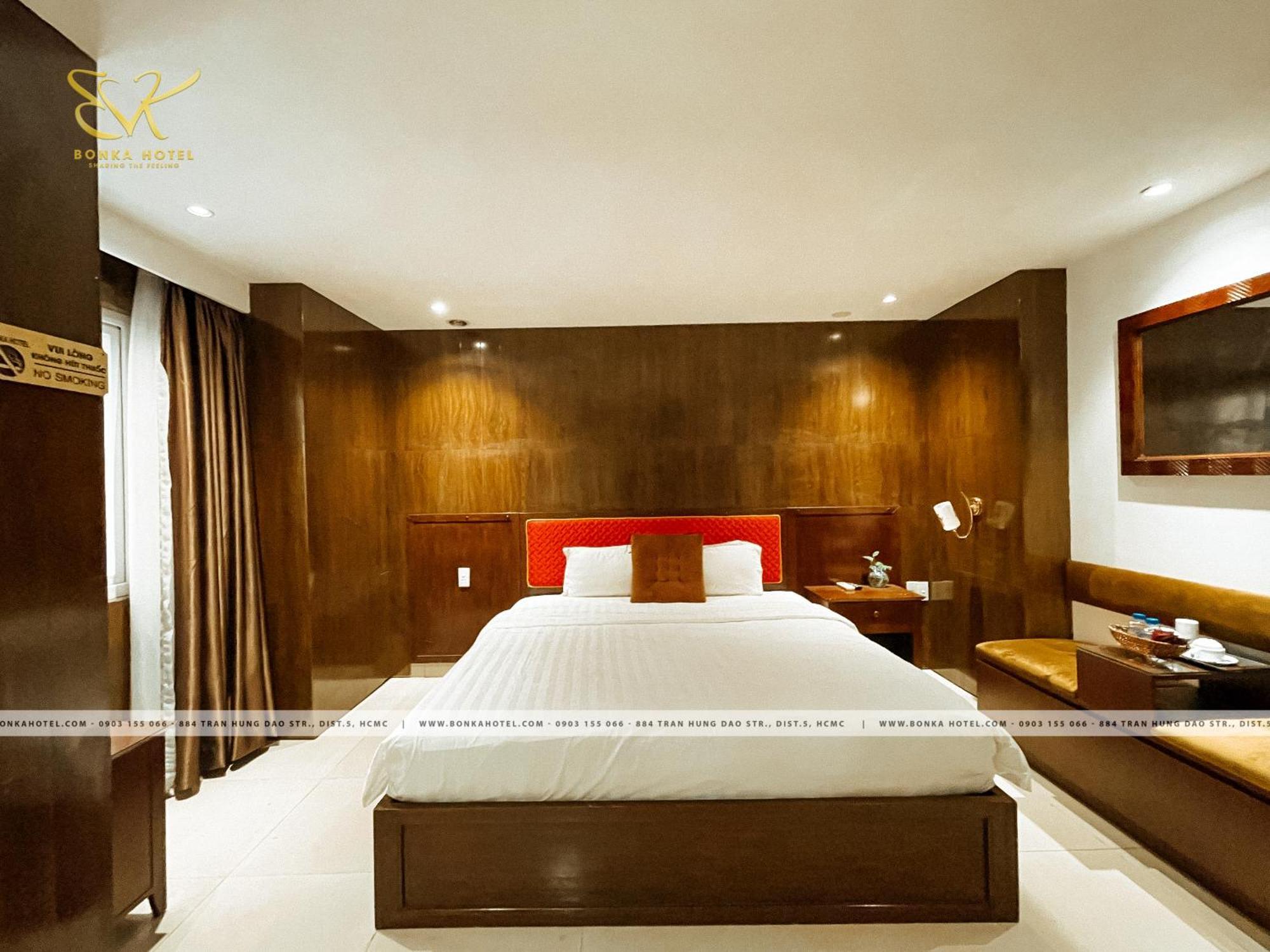 Khách sạn Bonka Luxury Quan 5 Hcm *